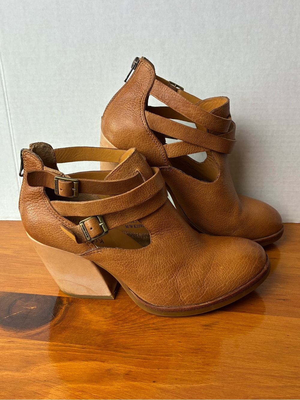 Kork-Ease Stina Boots Women’s 7.5 Brown Leather Strappy Cutout Ankle